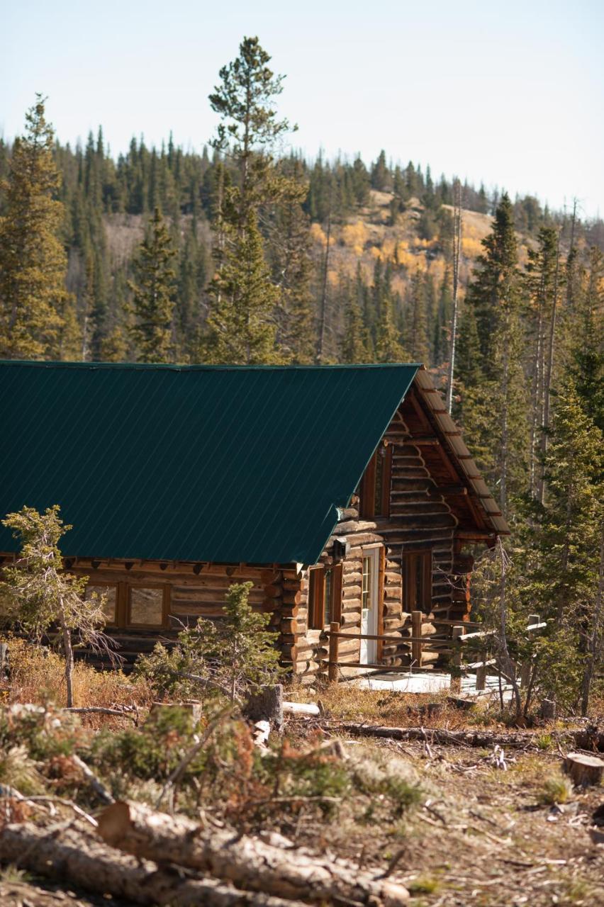 Snowy Mountain Lodge Centennial 외부 사진