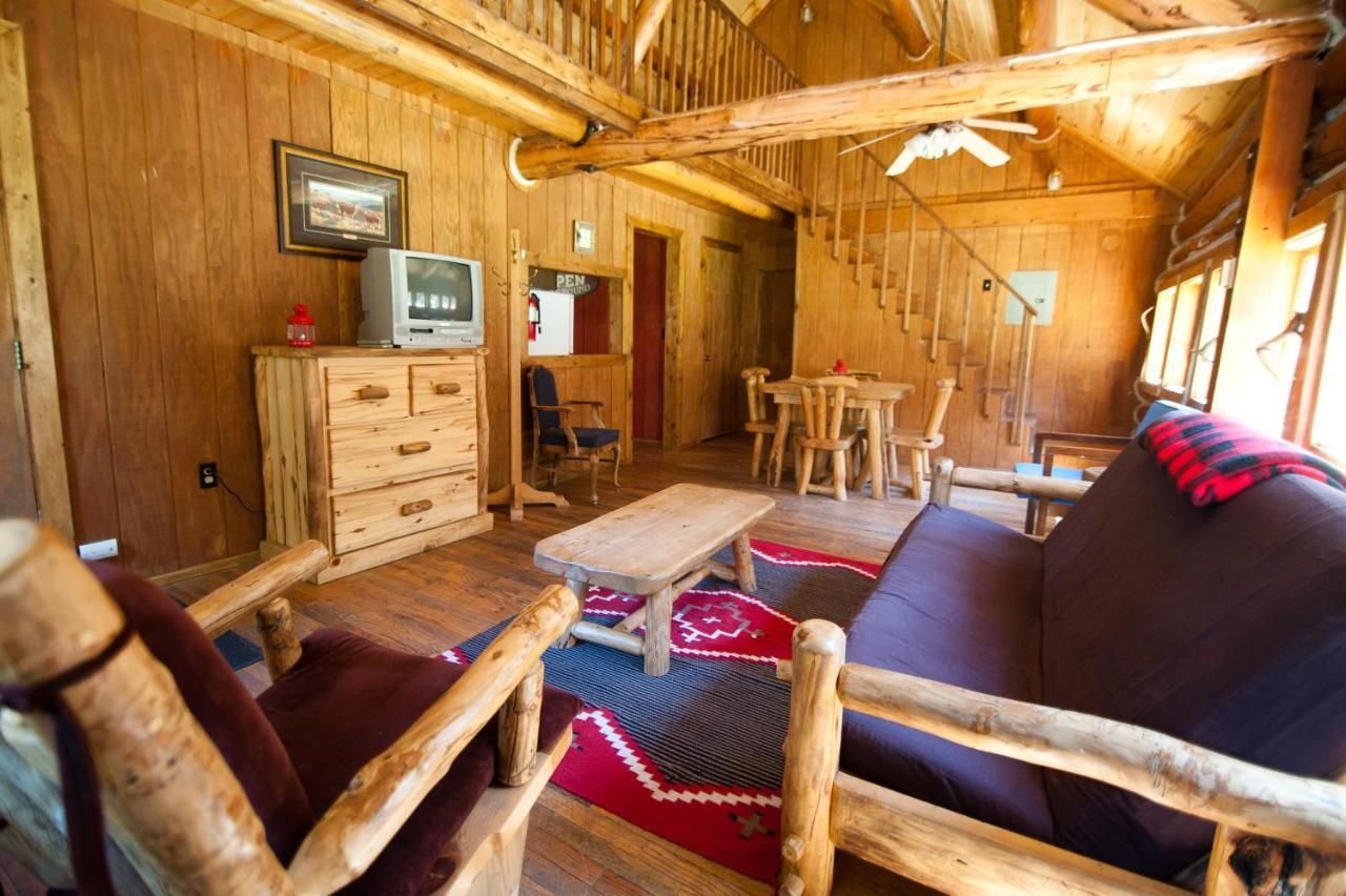 Snowy Mountain Lodge Centennial 외부 사진