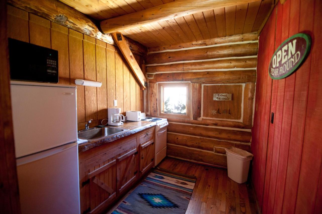 Snowy Mountain Lodge Centennial 외부 사진
